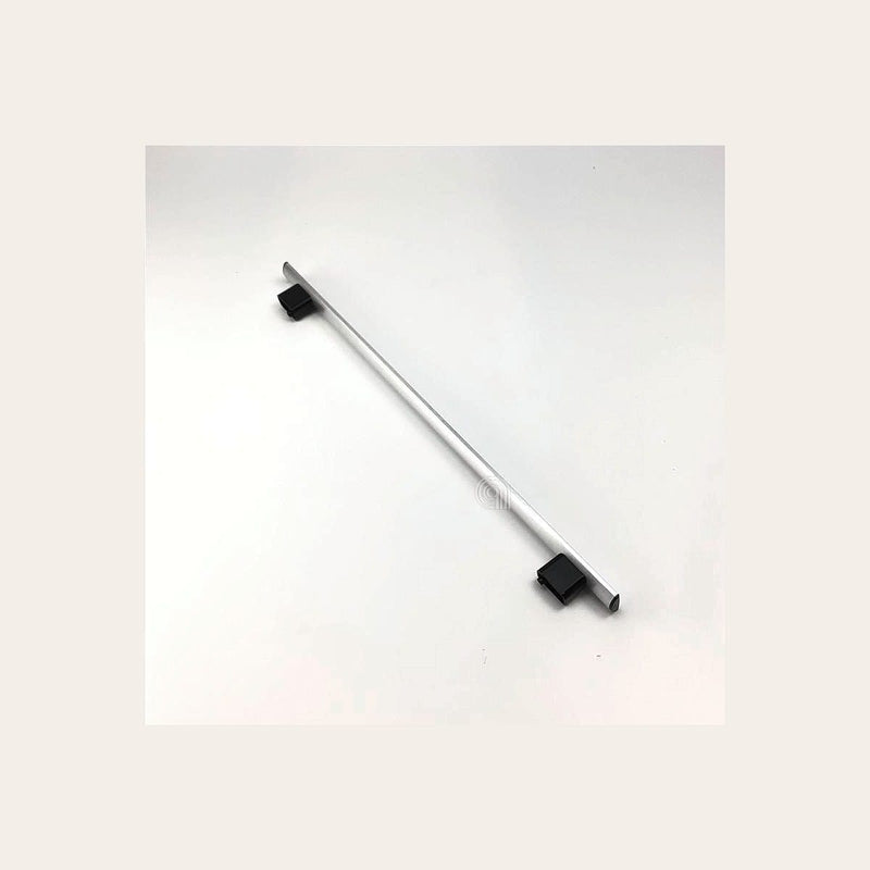 Maniglia per forno Indesit C00853647 ricambio originale