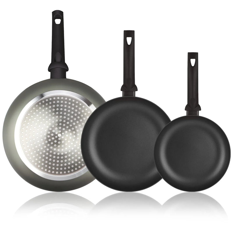 ALZA GIRO lote 3 sartenes aluminio 20-24-28 cm.